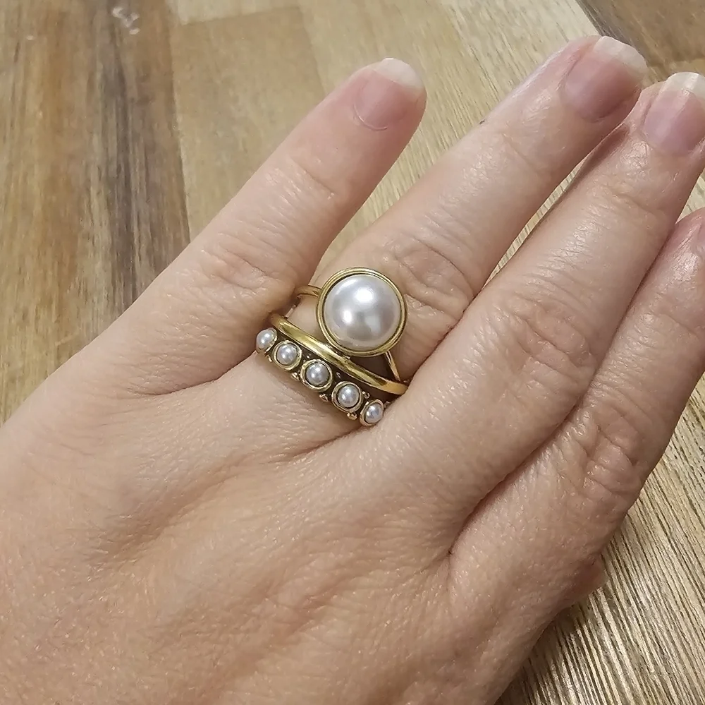 Vintage Ring Inlaid Artificial Pearl Multi Layer Design
